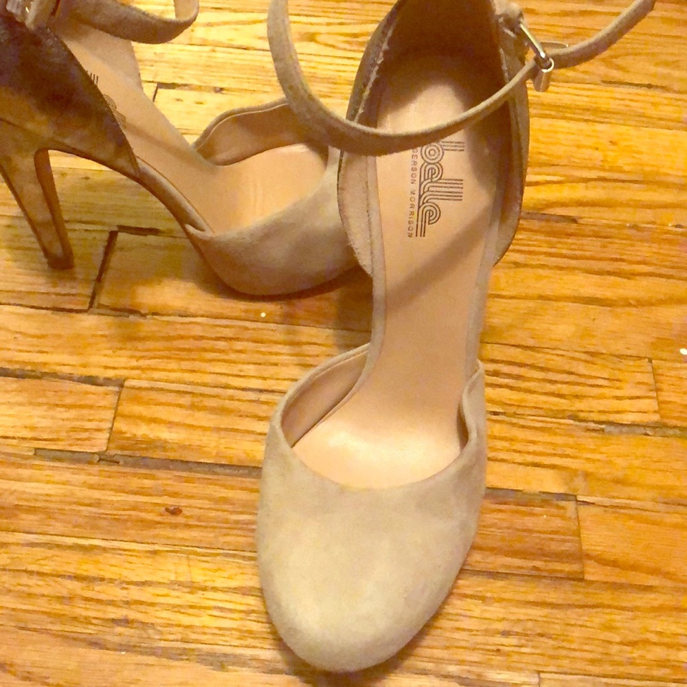 Sigerson Morrison Belle heels!